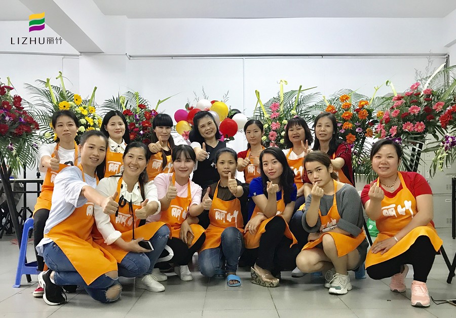 享受馥郁的午后时光