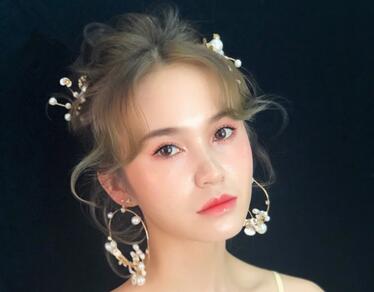 南宁化妆课堂：无痕气质妆容，无妆胜有妆