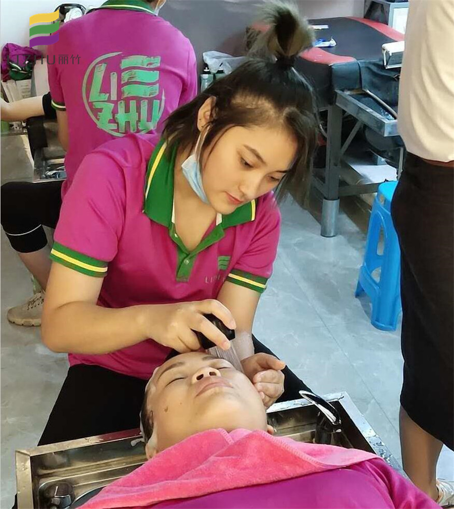 QQ截图20201009113830.jpg