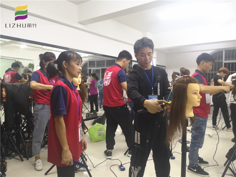 南宁美发学校：终于可以花式弄卷