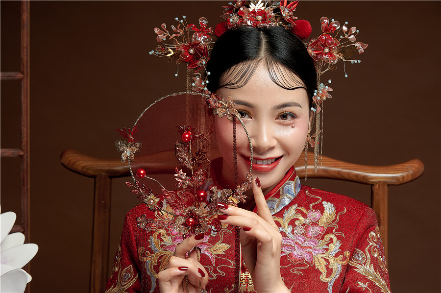 中式红妆新娘造型​