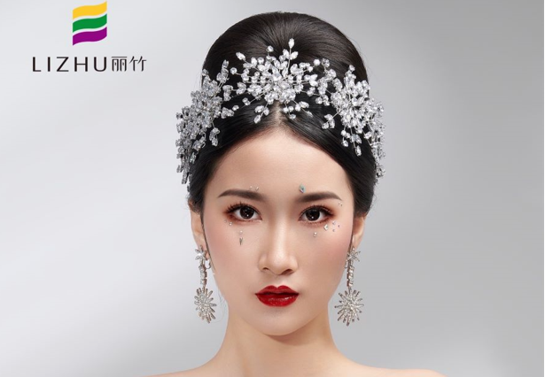 南宁技术好的彩妆培训作品：钻石新娘造型
