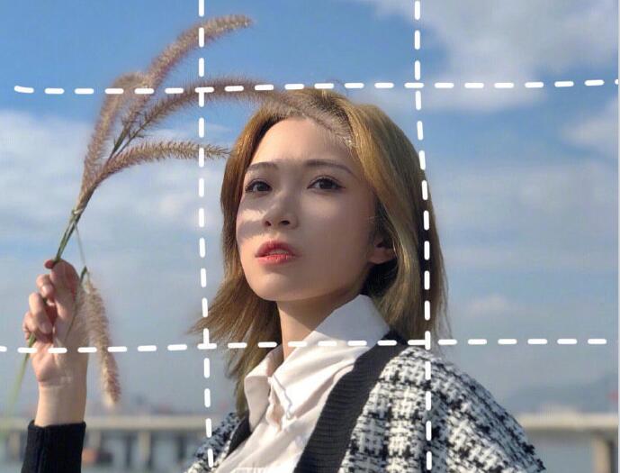 使用拍照构图妆容技巧，和广西化妆培训班学习吧