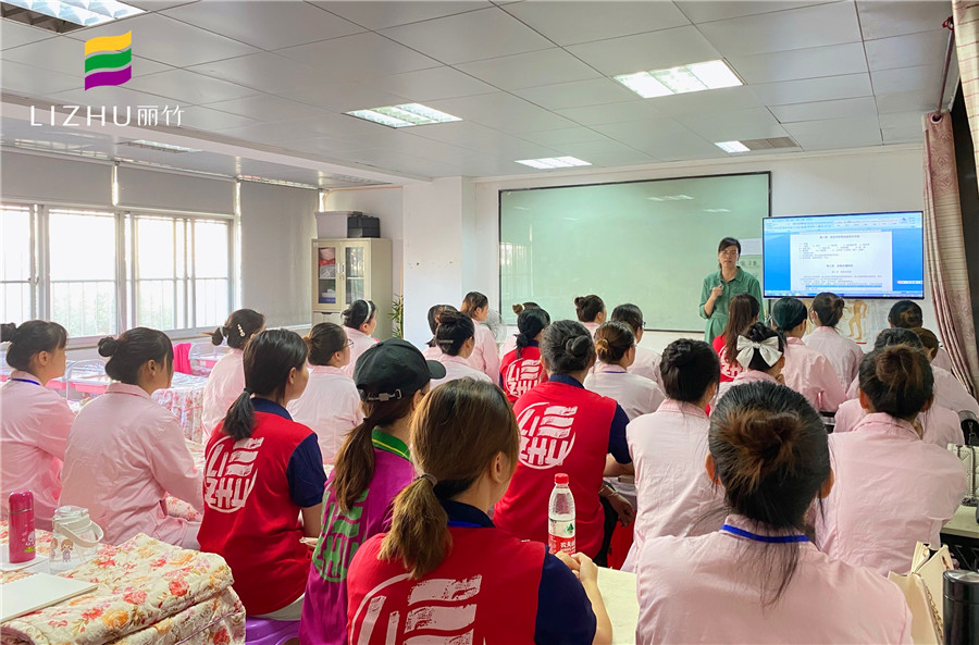南宁美容培训学校：桂林美业大赛培训Day 1