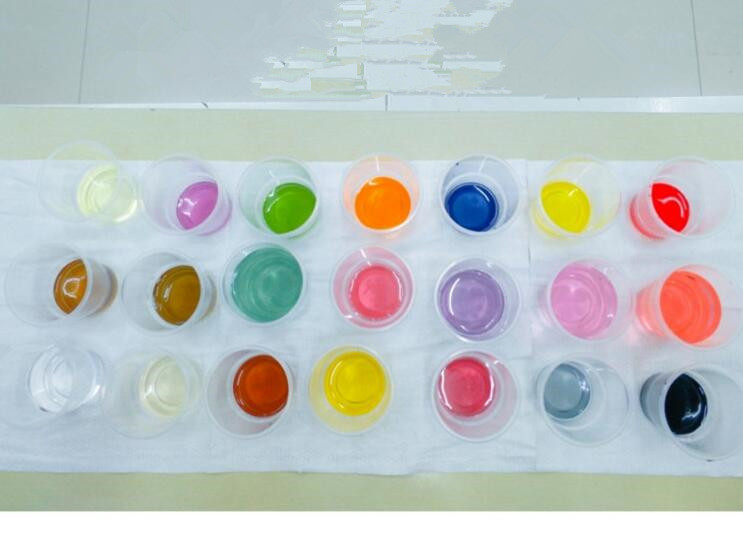 到南宁美发课堂学美发色彩运用