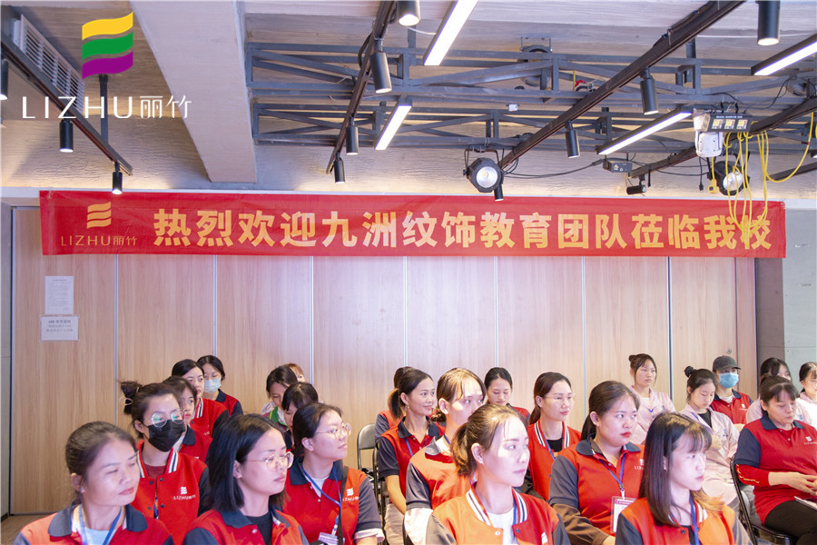 南宁纹绣学校“高 级感眉眼唇精修班”火爆开班