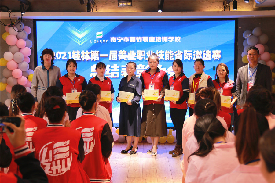 学生代表合照.JPG