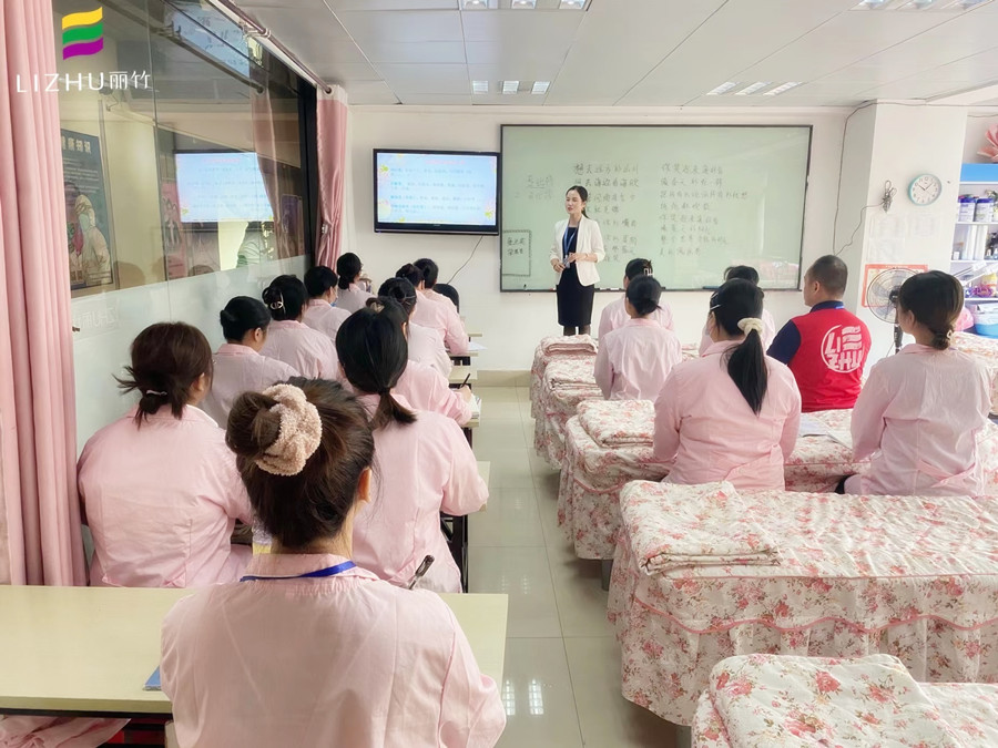 美容培训，来广西专业美容培训学校