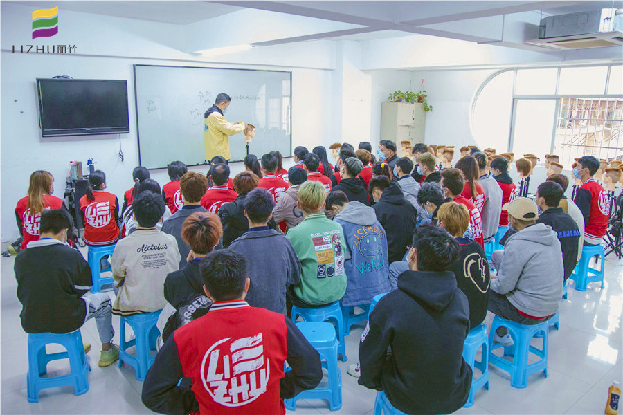 修剪平头的技巧，广西教理发学校课程内容