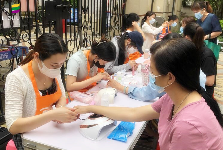 学美甲需要外出实践吗？南宁美甲学校专业分析