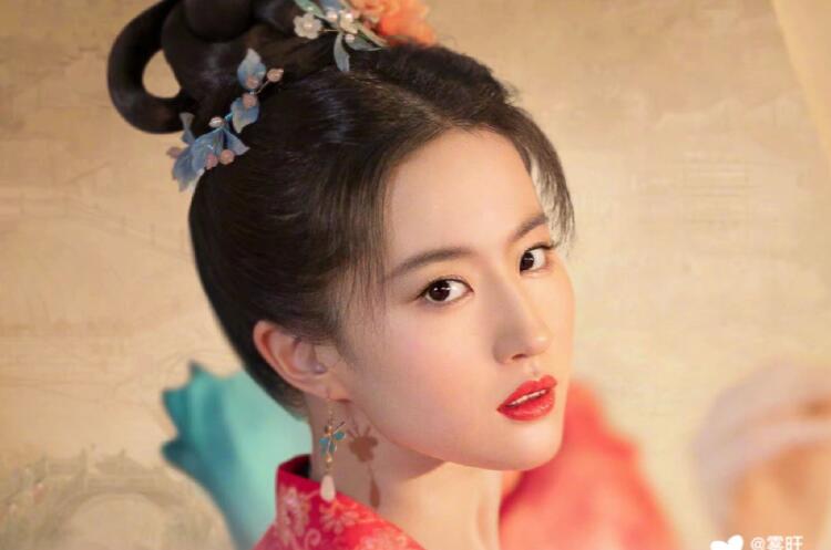 新中式国风眼妆 ，广西专业正规彩妆培训学校课程