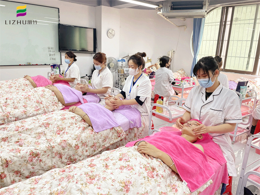 面部提升怎么做？广西美容护肤学校告诉你