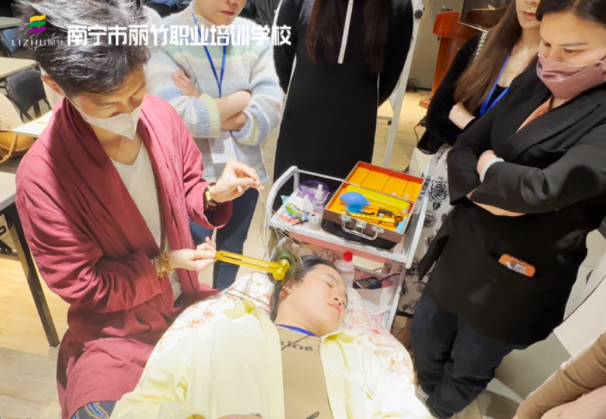 南宁采耳培训学校：采耳的注意事项