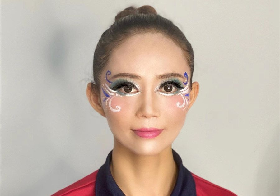 创意舞台眼妆特点，广西省彩妆造型学校分享