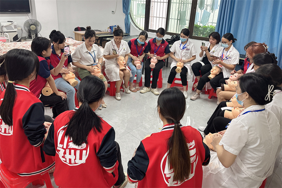 南宁美容师职业资格证书考试手法培训
