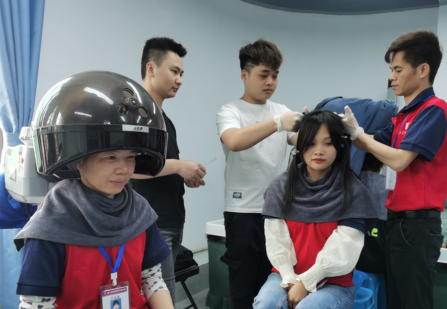 南宁培训美发养发：焗营养油和焗黑油的区别