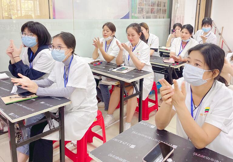 南宁美容学习：学习手诊的重要性