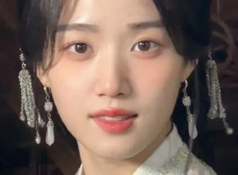 广西彩妆培训 | 明星仿妆教程