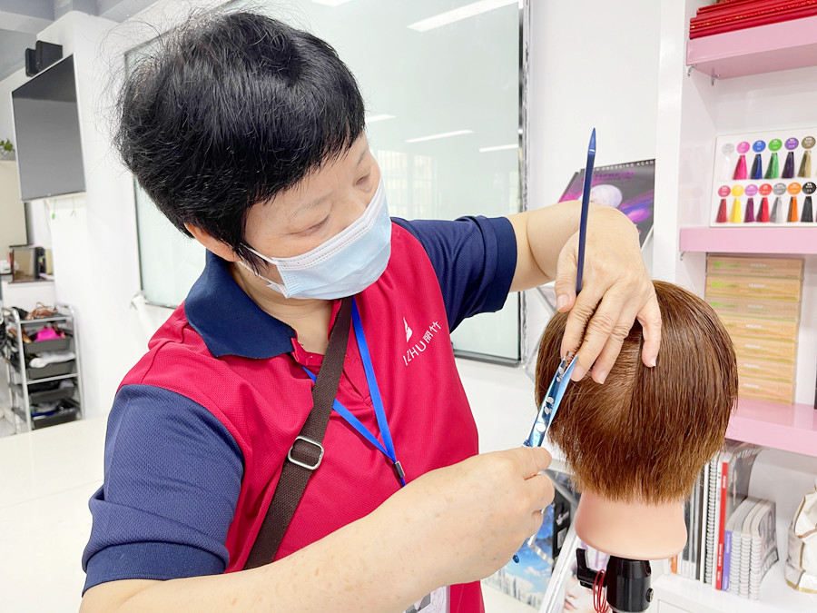 广西美发技师学校年末生源爆爆爆