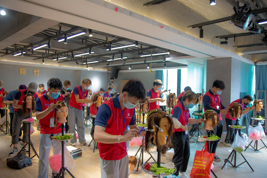 局部烫发杠排列法，南宁烫发染发课程概述