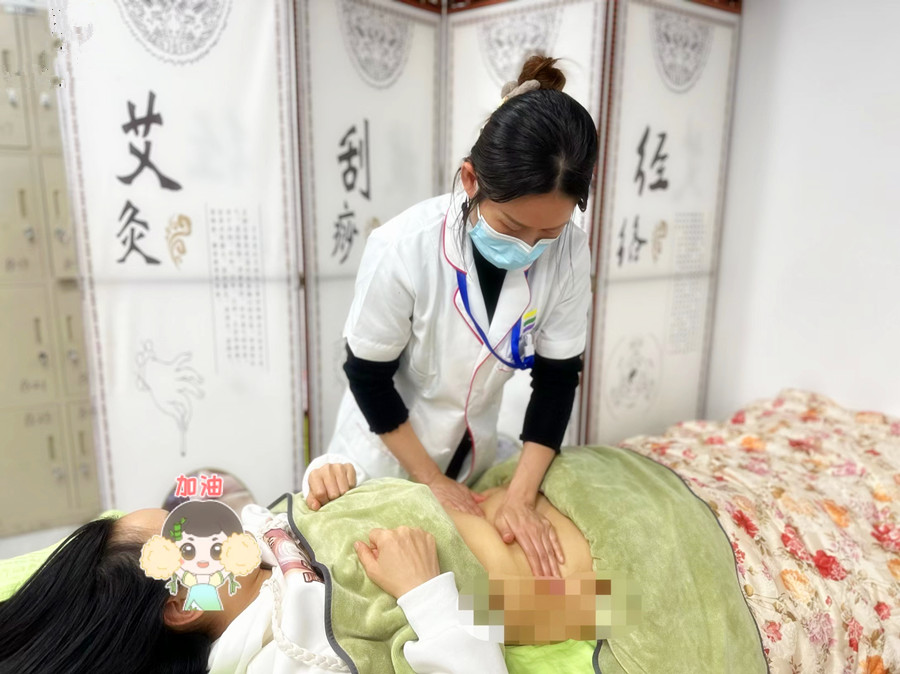 揉按腹部的好处，广西美容美体专业学院分享