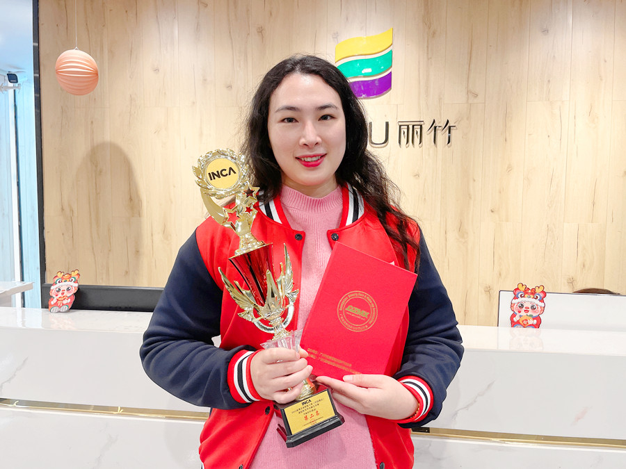 中式婚庆美甲 | 南宁美甲培训十大品牌推荐