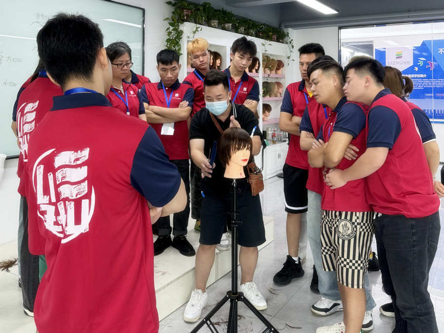 均等层次修剪，南宁美发基础教案知识