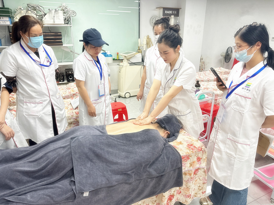 南宁美容美体师：认识肩井及操作手法