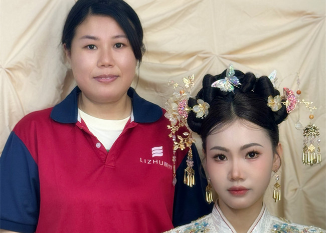 新中式秀禾，南宁化妆学校十大品牌