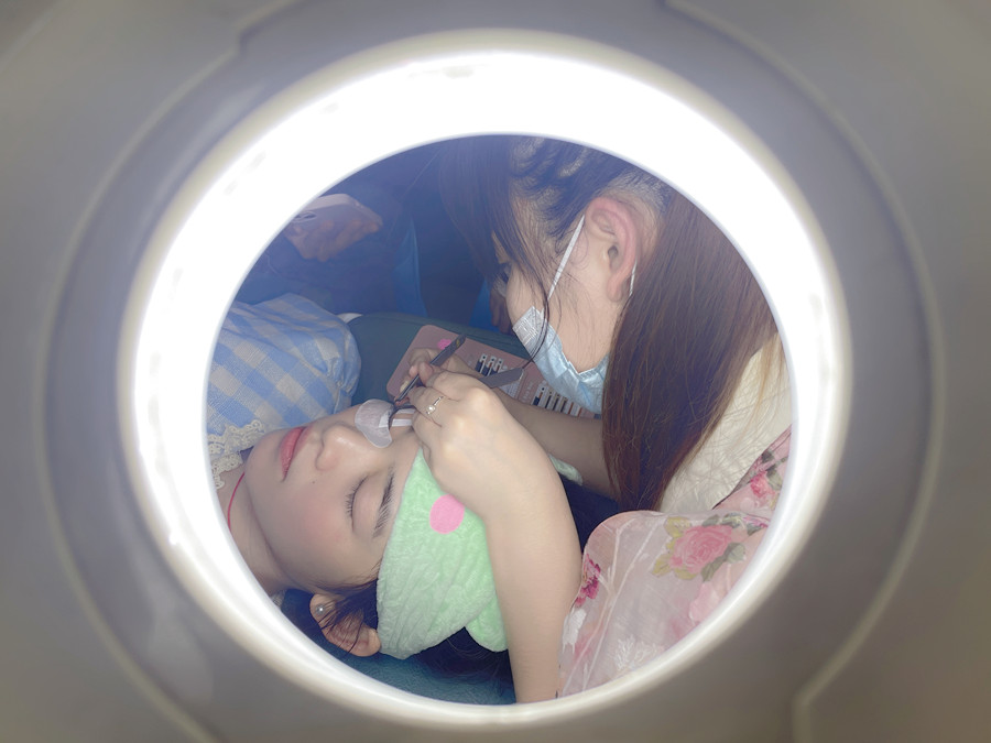 南宁美睫哪里专业？南宁学美睫去哪里？