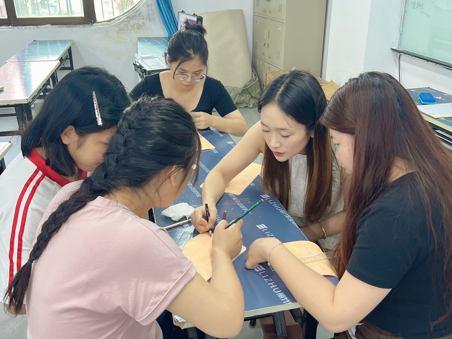 仿皮纹眉设计练习 ，告诉你广西纹绣学习哪里专业