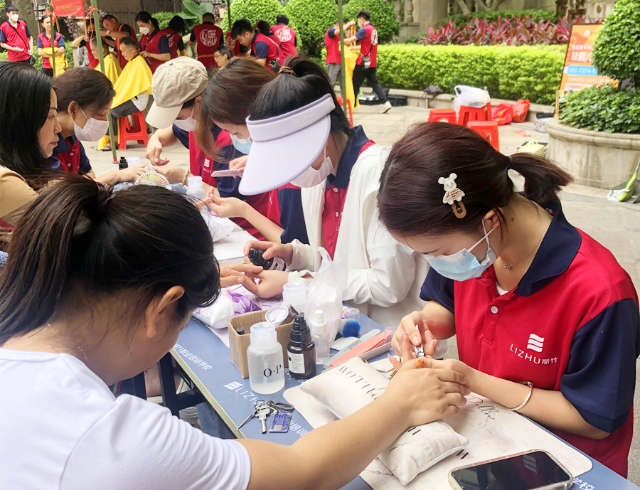 南宁美甲活动社区，丽竹学校专业能力受认可