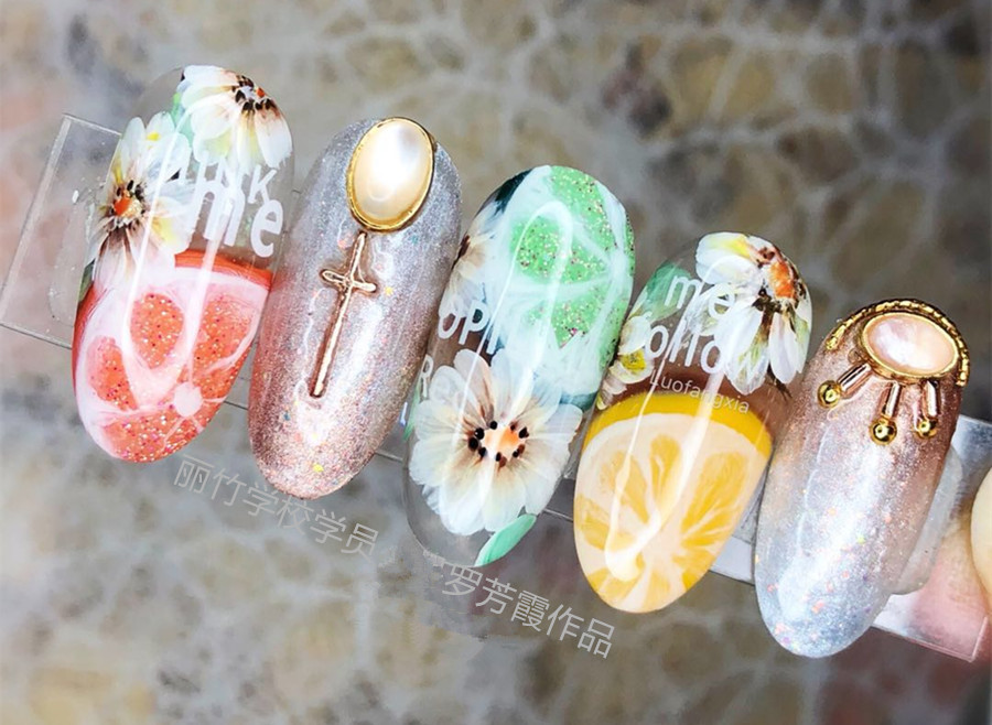 南宁美甲课堂：花卉水果美甲