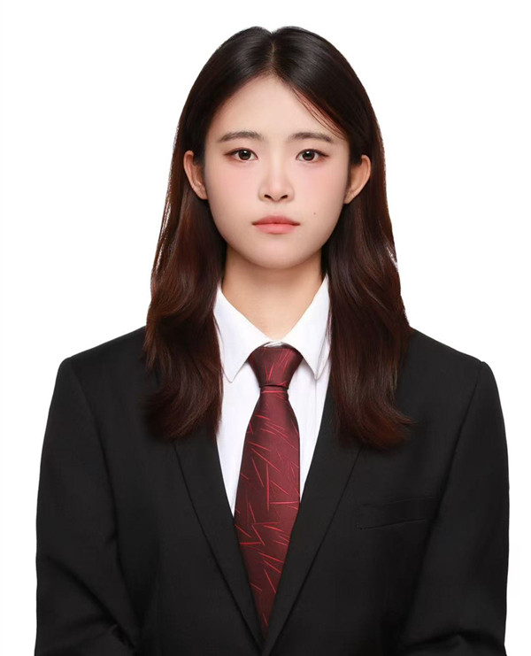 邓婵美发老师