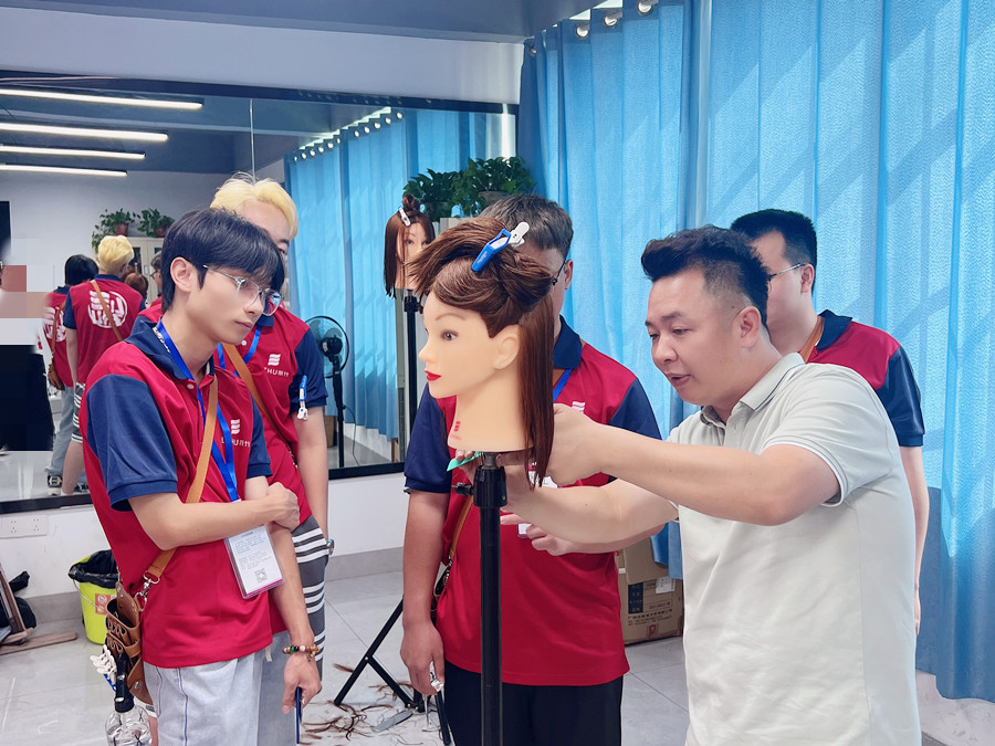 南宁市学美发，南宁美发哪里专业