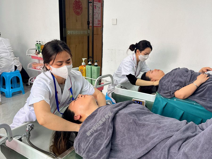 头疗肩颈按摩注意事项，广西学头疗