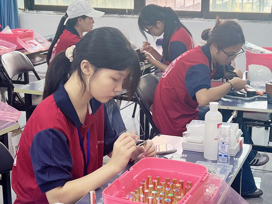 单色美甲练习，南宁美甲课堂随拍