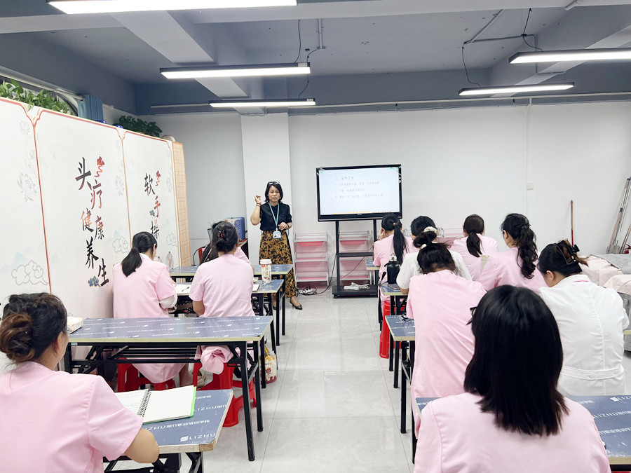 掌握实操核心技巧 | 广西学美容理论